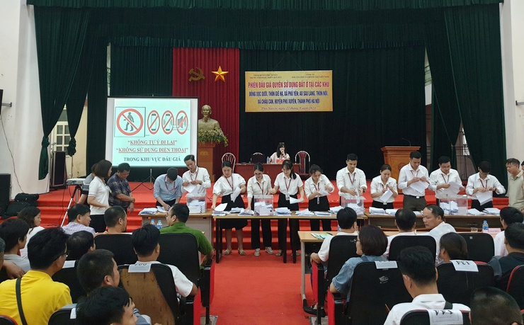 Đẩy mạnh công tác đấu giá quyền sử dụng đất ở tạo nguồn lực xây dựng NTM nâng cao, kiểu mẫu- Ảnh 1.