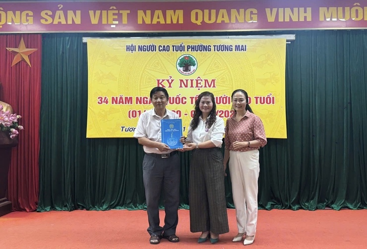 Hội Người cao tuổi phường Tương Mai tổ chức kỷ niệm 34 năm Ngày Quốc tế Người cao tuổi (01/10/1990-01/10/2024).- Ảnh 3.