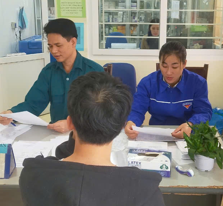 Hội đồng nghĩa vụ quân sự xã Phú Yên đã tổ chức khám sơ tuyển NVQS năm 2025
- Ảnh 6.