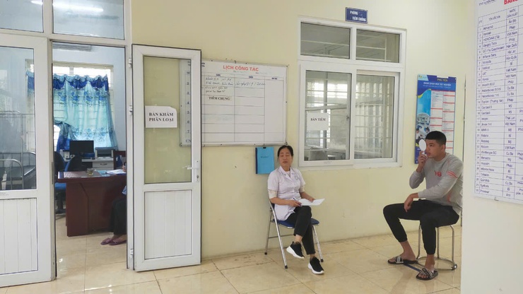 Hội đồng nghĩa vụ quân sự xã Phú Yên đã tổ chức khám sơ tuyển NVQS năm 2025
- Ảnh 4.