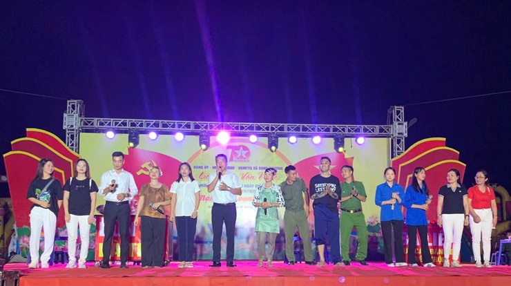 “Hà Nội - Khát vọng Phát triển” Chương trình Liên hoan văn nghệ Kỷ niệm 70 năm Giải phóng Thủ đô (10/10/1954-10/10/2024)- Ảnh 12.