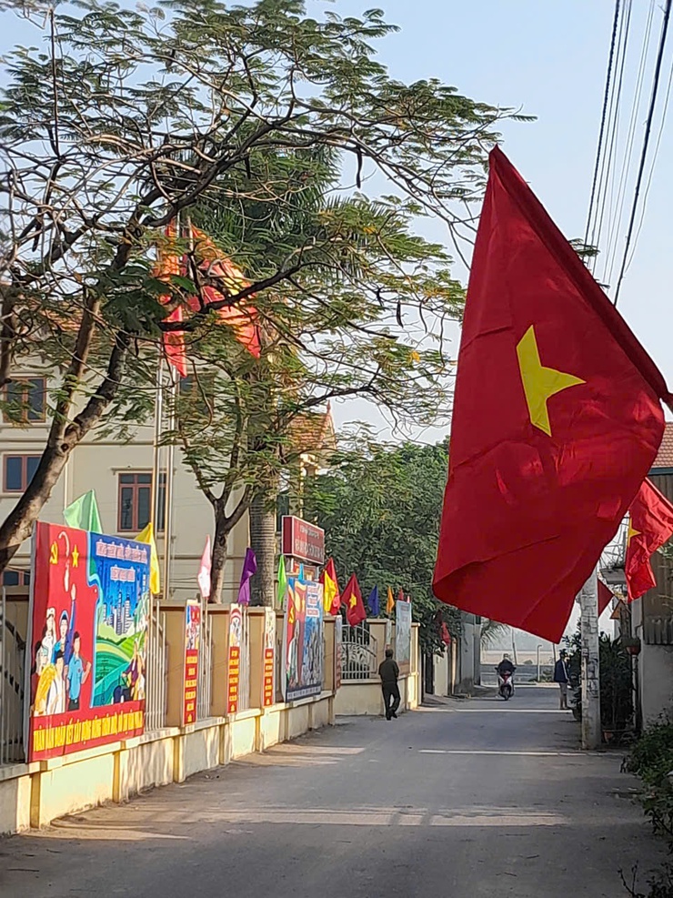 Thôn Dư Xá xã Hòa Phú tổ chức Lễ ra mắt mô hình “Làng văn hóa tiêu biểu văn minh” , “Thôn thông minh”- Ảnh 2.