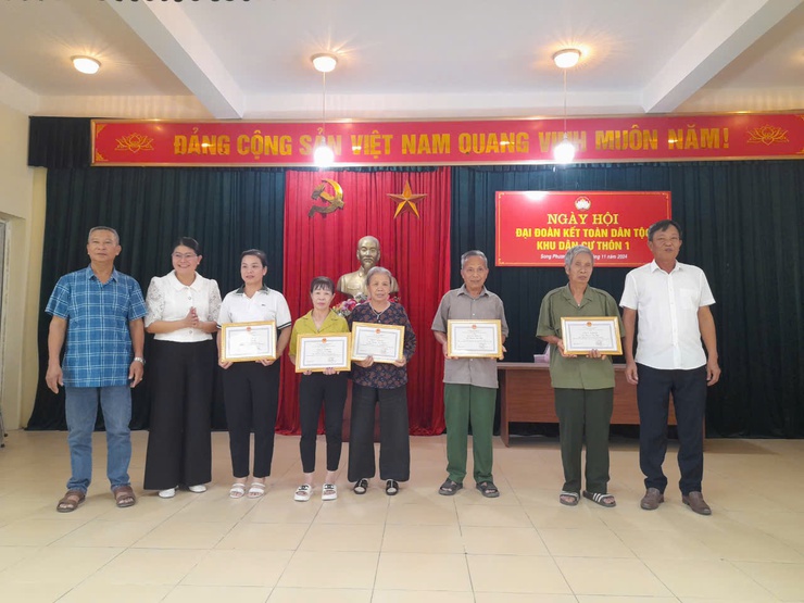 Khu dân cư Thôn 1 tổ chức Ngày hội Đại đoàn kết toàn dân tộc năm 2024- Ảnh 7.