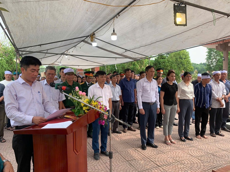 LỄ ĐÓN NHẬN, TRUY ĐIỆU VÀ AN TÁNG ANH HÙNG LIỆT SỸ NGUYỄN ĐỨC MỚI HY SINH TRONG KHÁNG CHIẾN CHỐNG MỸ CỨU NƯỚC- Ảnh 16.