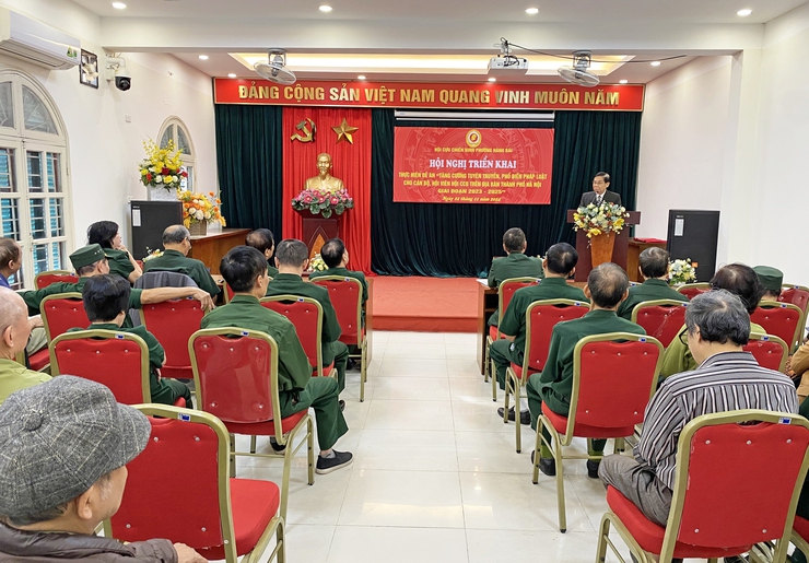HỘI CỰU CHIẾN BINH TỔ CHỨC HỘI NGHỊ TUYÊN TRUYỀN, PHỔ BIẾN PHÁP LUẬT ĐẾN CÁN BỘ, HỘI VIÊN THEO ĐỀ ÁN "TĂNG CƯỜNG TUYÊN TRUYỀN, PHỔ BIẾN PHÁP LUẬT ĐẾN CÁN BỘ, HỘI VIÊN HỘI CCB TRÊN ĐỊA BÀN THÀNH PHỐ HÀ NỘI GIAI ĐOẠN 2023 – 2025- Ảnh 1.