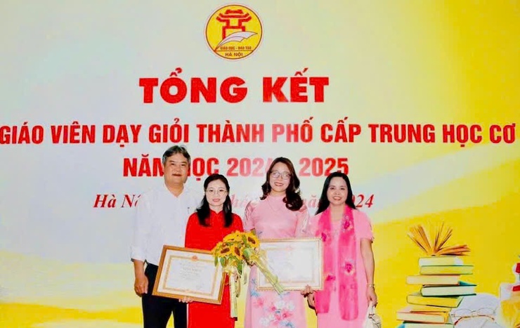 Ứng Hòa có 06 giáo viên đạt giải giáo viên dạy giỏi
Thành phố cấp THCS năm học 2024 - 2025- Ảnh 4.