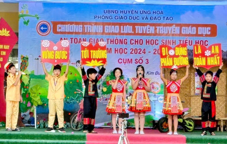 THIẾT THỰC CHƯƠNG TRÌNH GIAO LƯU TÌM HIỂU AN TOÀN GIAO THÔNG CẤP TIỂU HỌC NĂM HỌC 2024 - 2025- Ảnh 6.