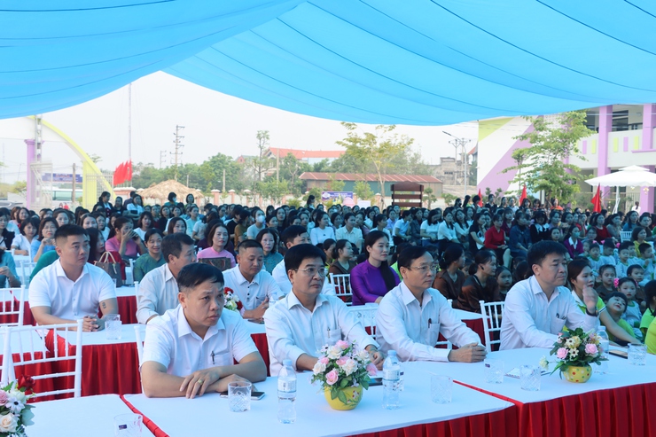 Đặc sắc các hoạt động trải nghiệm tại trường Mầm non Khai Thái- Ảnh 2.