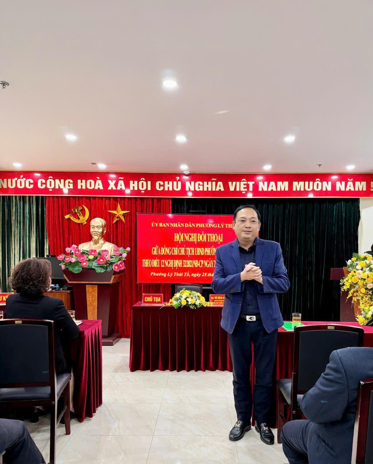 UBND phư ờng Lý Thái Tổ số 30 Lò Sũ đã tổ chức Hội nghị đối thoại giữa đồng chí Chủ Tịch UBND phường với Nhân dân theo điều 12 Nghị định 32/2021/NĐ-CP ngày 29/03/2021 của Chính phủ- Ảnh 3.