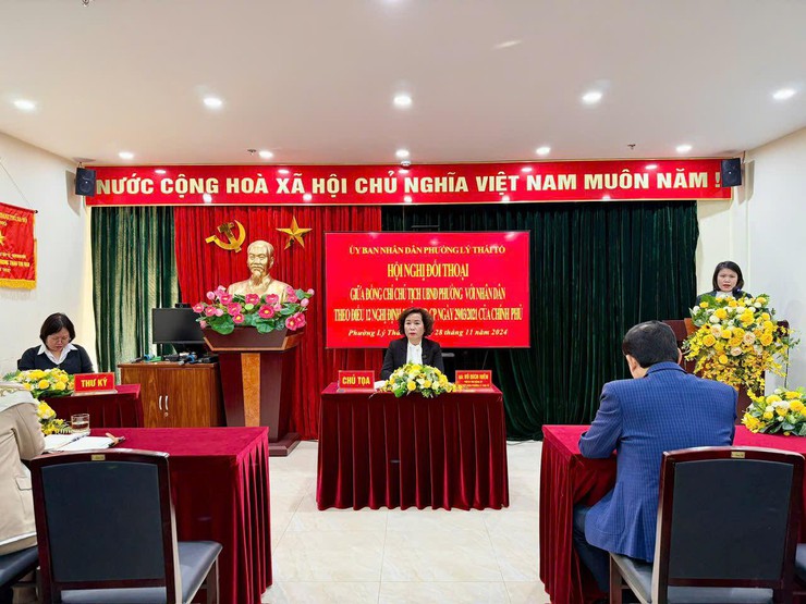 UBND phư ờng Lý Thái Tổ số 30 Lò Sũ đã tổ chức Hội nghị đối thoại giữa đồng chí Chủ Tịch UBND phường với Nhân dân theo điều 12 Nghị định 32/2021/NĐ-CP ngày 29/03/2021 của Chính phủ- Ảnh 8.