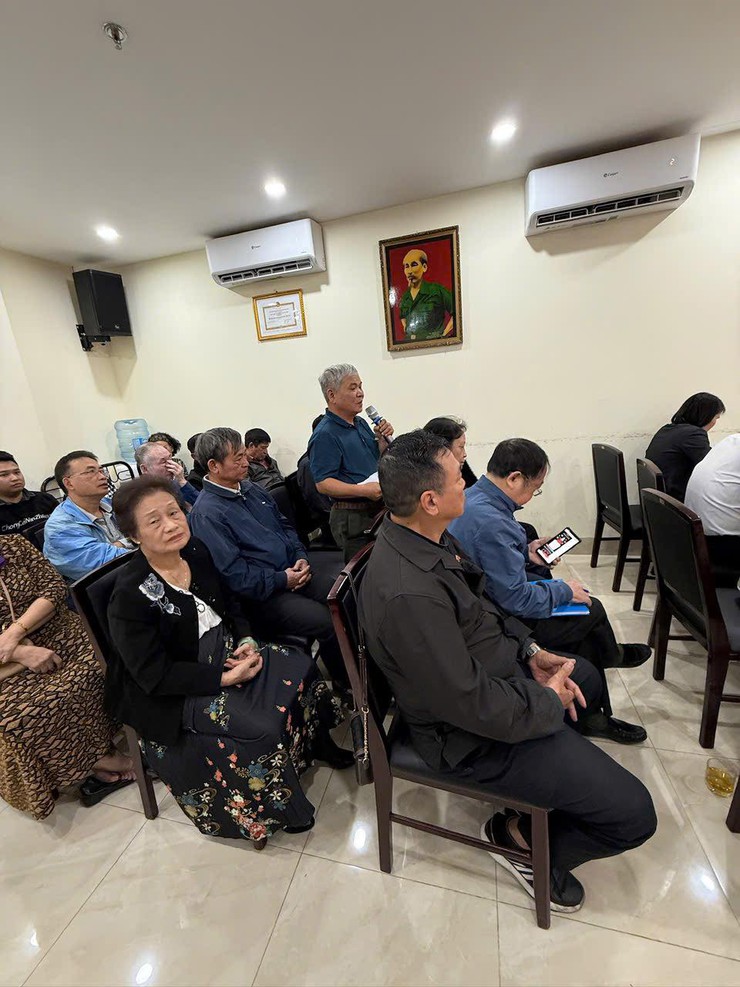 UBND phư ờng Lý Thái Tổ số 30 Lò Sũ đã tổ chức Hội nghị đối thoại giữa đồng chí Chủ Tịch UBND phường với Nhân dân theo điều 12 Nghị định 32/2021/NĐ-CP ngày 29/03/2021 của Chính phủ- Ảnh 9.