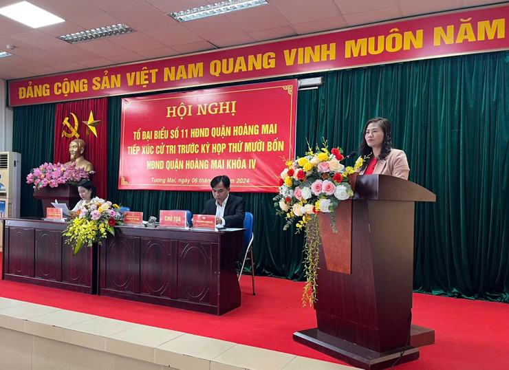 Đại biểu HĐND quận Hoàng Mai Tổ đại biểu số 11 tiếp xúc cử tri trước kỳ họp thứ Mười bốn HĐND Quận khóa  IV, nhiệm kỳ 2021-2026.
- Ảnh 3.