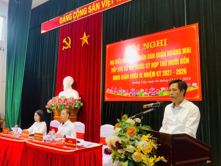 HĐND quận Hoàng Mai tiếp xúc cử tri trước kỳ họp thứ mười bốn HĐND quận khóa IV tại đơn vị bầu cử số 8 - Phường Hoàng Liệt- Ảnh 2.