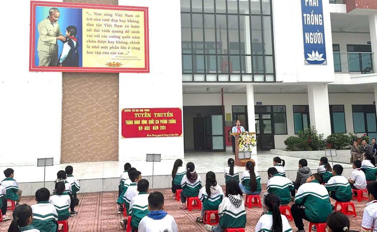 Hoạt động Đoàn, Đội góp phần giáo dục toàn diện học sinh- Ảnh 3.