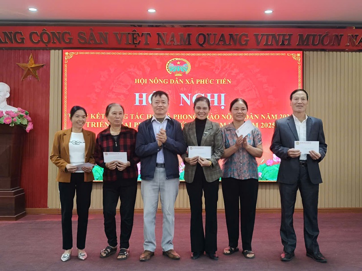HỘI NÔNG DÂN XÃ PHÚC TIẾN TỔNG KẾT CÔNG TÁC HỘI VÀ PHONG TRÀO HỘI NÔNG DÂN NĂM 2024, 
TRIỂN KHAI PHƯƠNG HƯỚNG NHIỆM VỤ NĂM 2025
- Ảnh 3.