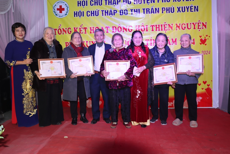Chi hội thiện nguyện CTĐ thị trấn Phú Xuyên: 
Mái nhà chung của những tấm lòng nhân ái
- Ảnh 2.