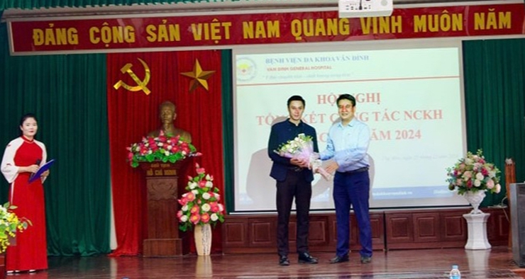 C:\Users\Admin\Desktop\BV VÂN ĐÌNH 6.jpg