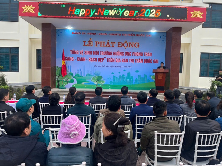  Thị trấn Quốc Oai phát động tổng vệ sinh môi trường hưởng ứng phong trào thi đua sáng - xanh - sạch- đẹp- Ảnh 3.