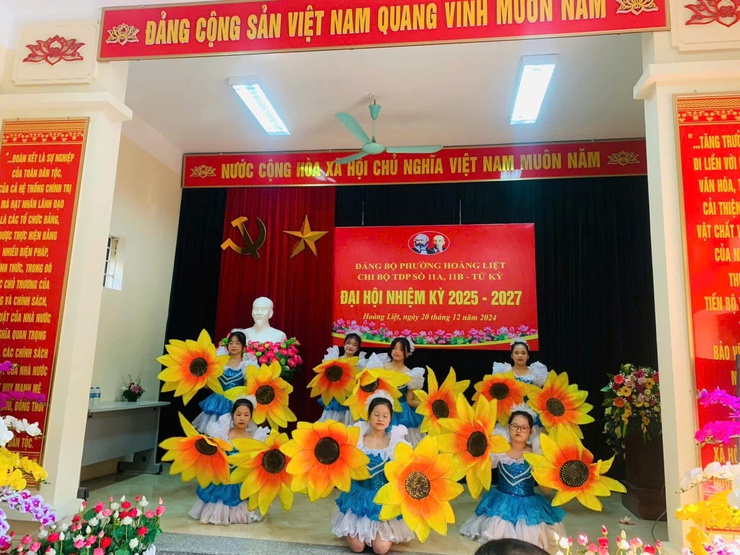 Chi bộ TDP số 11A, 11B Tứ Kỳ - Đảng bộ phường Hoàng Liệt tổ chức Đại Hội chi bộ điểm nhiệm kỳ 2025-2027- Ảnh 4.
