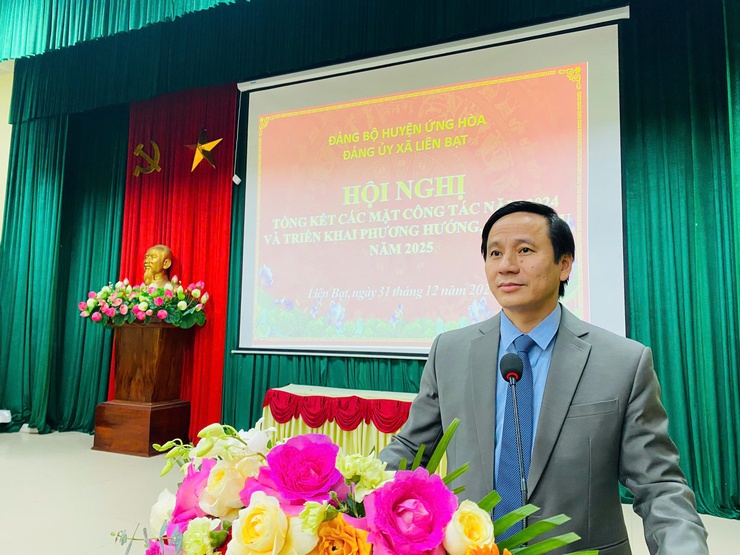 ĐẢNG ỦY XÃ LIÊN BẠT TỔ CHỨC HỘI NGHỊ TỔNG KẾT CÁC MẶT CÔNG TÁC NĂM 2024 VÀ TRIỂN KHAI PHƯƠNG HƯỚNG NHIỆM VỤ NĂM 2025.- Ảnh 2.