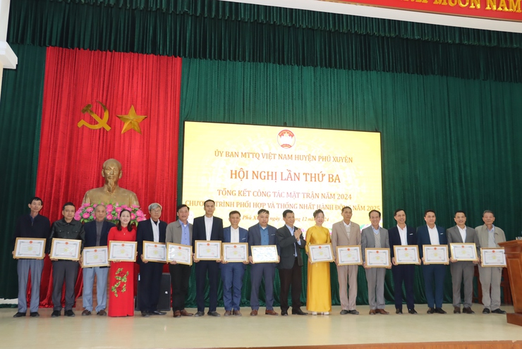 Huyện Phú Xuyên tổng kết công tác mặt trận năm 2024- Ảnh 8.