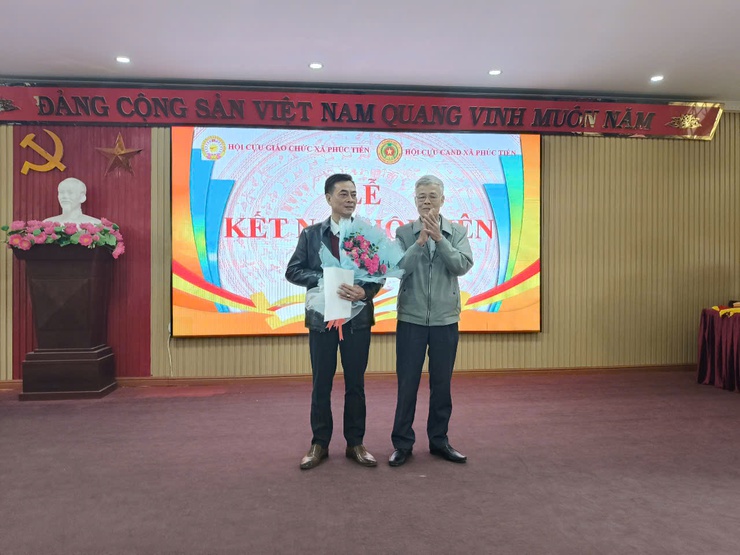 HỘI CỰU GIÁO CHỨC VÀ HỘI CỰU CAND 
TỔ CHỨC TỔNG KẾT CÔNG TÁC HỘI NĂM 2024
 TRIỂN KHAI PHƯƠNG HƯỚNG NHIỆM VỤ NĂM 2025.
- Ảnh 8.