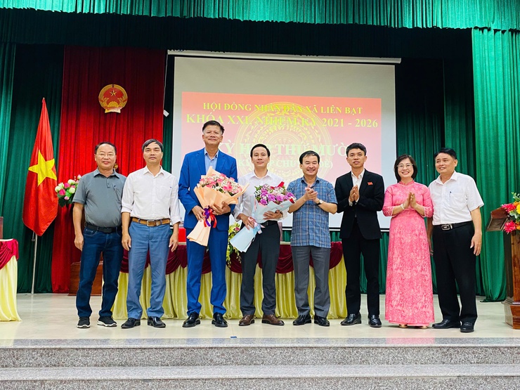 HĐND XÃ LIÊN BẠT KHÓA XXI, NHIỆM KỲ 2021 - 2026 TỔ CHỨC THÀNH CÔNG KỲ HỌP THỨ 10 (KỲ HỌP CHUYÊN ĐỀ VỀ CÔNG TÁC CÁN BỘ)- Ảnh 4.