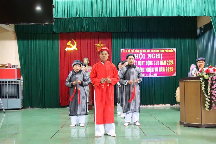 Tổng kết hoạt động CLB Hò Cửa đình và múa hát bài bông thôn Phú Nhiêu- Ảnh 1.