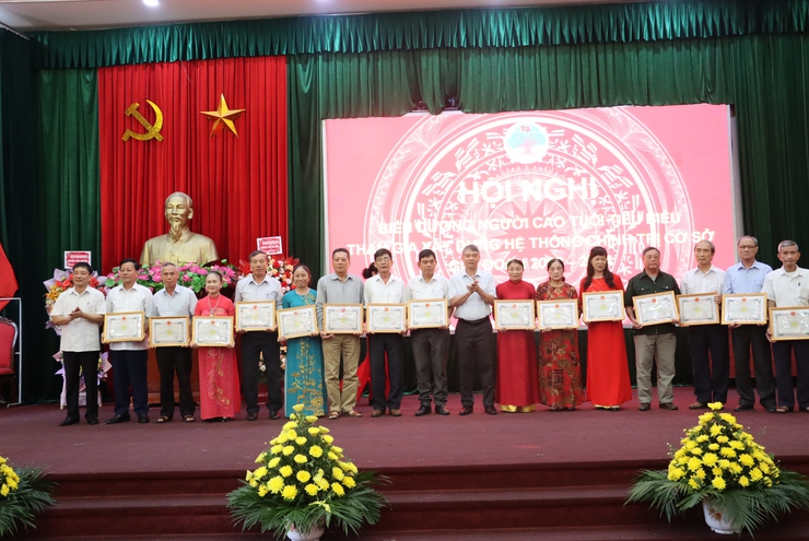 Phát huy vai trò của người cao tuổi trong tham gia xây dựng hệ thống chính trị cơ sở- Ảnh 2.