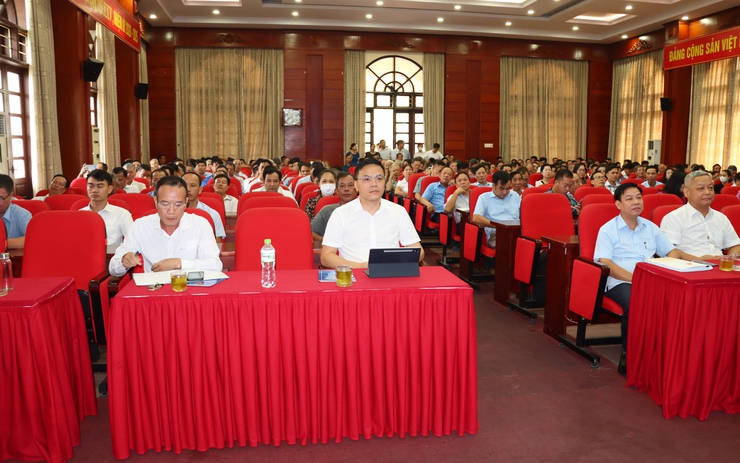 Phú Xuyên tổ chức hội nghị tập huấn Nghị định số 86 và Nghị định số 61 năm 2023 của Chính phủ- Ảnh 2.