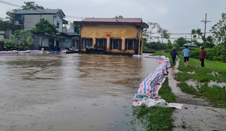 Xí nghiệp Thuỷ lợi Ứng Hoà huy động tối đa vận hành các trạm bơm tiêu phòng chống ngập úng- Ảnh 3.