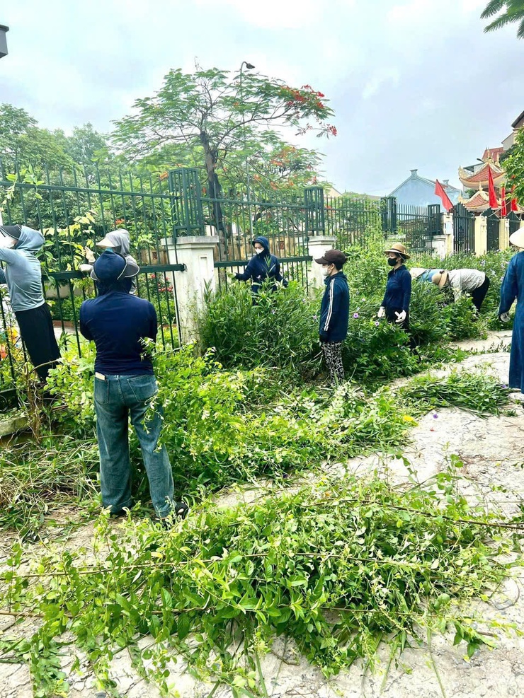 Xã Tân Phú phát động toàn dân thực hiện tổng vệ sinh môi trường, khắc phục hậu quả sau bão số 3 gây ra- Ảnh 8.