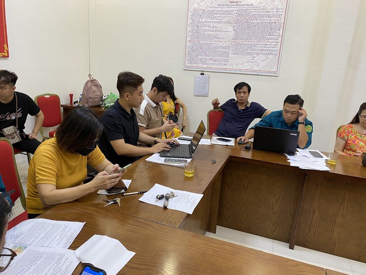 PHƯỜNG HÀNG BÀI VIỆC TỔ CHỨC, HƯỚNG DẪN, HỖ TRỢ NGƯỜI NỘP THUẾ CÀI ĐẶT, NỘP THUẾ TRÊN ỨNG DỤNG ETAXMOBILE- Ảnh 4.