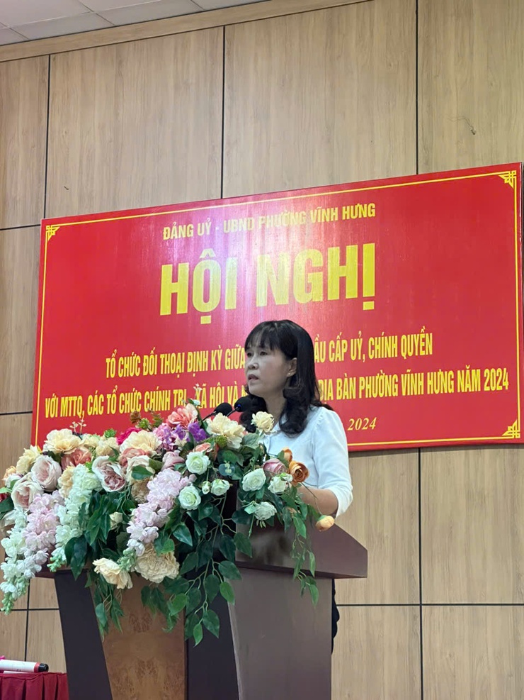Đảng ủy - UBND - phường Vĩnh Hưng tổ chức hội nghị đối thoại định kỳ giữa người đứng đầu cấp ủy, chính quyền với MTTQ, các tổ chức chính trị-xã hội và nhân dân trên địa bàn phường Vĩnh Hưng năm 2024.- Ảnh 1.