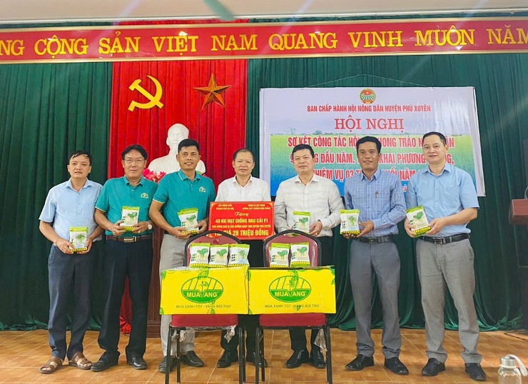 Hội nông dân huyện Phú Xuyên sơ kết công tác Hội và phong trào nông dân 9 tháng đầu năm 2024- Ảnh 3.