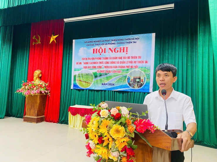 UBND XÃ LIÊN BẠT PHỐI HỢP VỚI CHI CỤC THUỶ LỢI VÀ PHÒNG, CHỐNG THIÊN TAI TỔ CHỨC HỘI NGHỊ TUYÊN TRUYỀN PHÒNG TRÁNH VÀ GIẢM NHẸ RỦI RO THIÊN TAI- Ảnh 2.