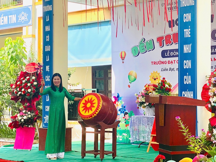 Các trường học trên địa bàn xã Liên Bạt tưng bừng ngày khai giảng năm học 2024 - 2025- Ảnh 2.