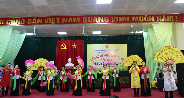 LIÊN HOAN NGHỆ THUẬT CỰU CHIẾN BINH NĂM 2024 “MÃI MÃI LÀ BỘ ĐỘI CỤ HỒ” CỤM HỒNG MINH VÀ TÂN DÂN- Ảnh 5.