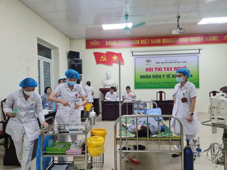 Bệnh viện Hữu nghị Việt Nam – Cu Ba không ngừng nâng cao năng lực, hiệu quả hoạt động phục vụ sự nghiệp chăm sóc sức khỏe nhân dân- Ảnh 6.