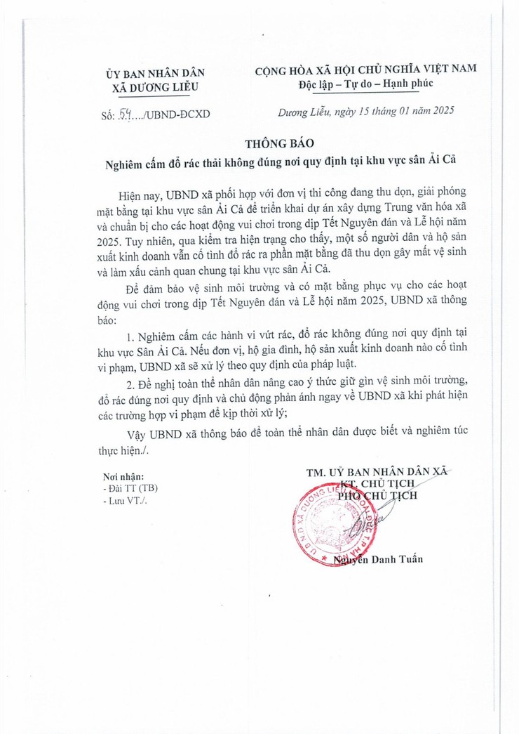 Thông báo nghiêm cấm đổ rác thải không đúng nơi quy định tại khu vực sân Ải Cả- Ảnh 1.