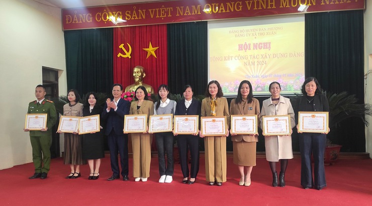 Đảng ủy xã Thọ Xuân tổ chức hội nghị Tổng kết công tác xây dựng Đảng năm 2024- Ảnh 2.