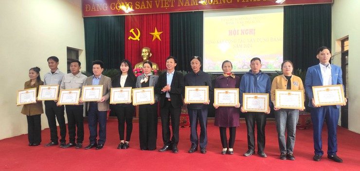 Đảng ủy xã Thọ Xuân tổ chức hội nghị Tổng kết công tác xây dựng Đảng năm 2024- Ảnh 6.