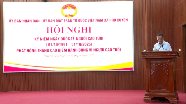 Phú Xuyên: Kỷ niệm Ngày Quốc tế Người cao tuổi và Phát động Tháng hành động vì người cao tuổi- Ảnh 5.