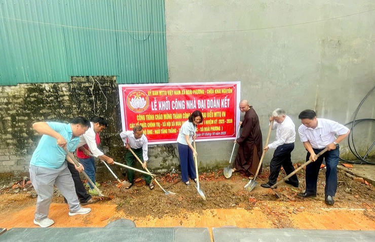 Xã Đoài Phương khởi công xây nhà Đại đoàn kết tại thôn Tân Phúc- Ảnh 1.