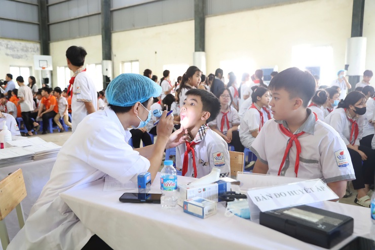 XÃ QUANG MINH KHÁM SỨC KHỎE TOÀN DÂN – CHUNG TAY VÌ CỘNG ĐỒNG KHỎE MẠNH- Ảnh 2.