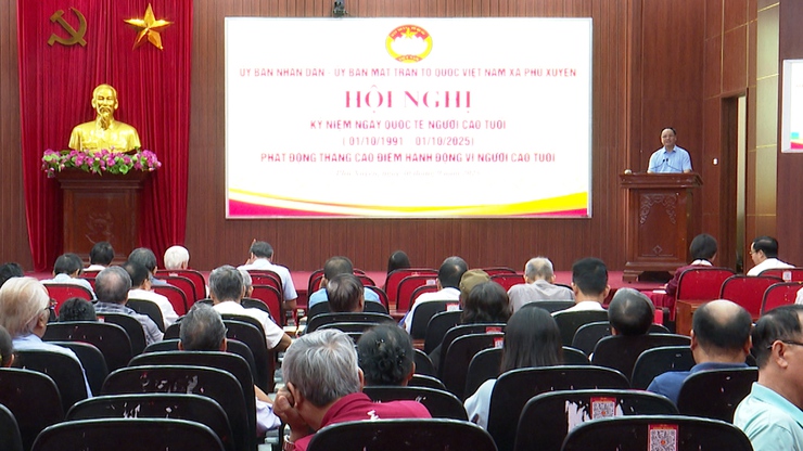 Phú Xuyên: Kỷ niệm Ngày Quốc tế Người cao tuổi và Phát động Tháng hành động vì người cao tuổi- Ảnh 4.