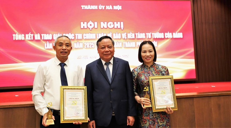XÃ SÓC SƠN ĐẠT 04 GIẢI  CẤP THÀNH PHỐ TẠI CUỘC THI “CHÍNH LUẬN BẢO VỆ NỀN TẢNG TƯ TƯỞNG CỦA ĐẢNG” LẦN THỨ 5, NĂM 2025- Ảnh 6.