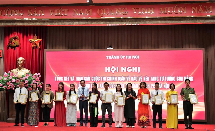 XÃ SÓC SƠN ĐẠT 04 GIẢI  CẤP THÀNH PHỐ TẠI CUỘC THI “CHÍNH LUẬN BẢO VỆ NỀN TẢNG TƯ TƯỞNG CỦA ĐẢNG” LẦN THỨ 5, NĂM 2025- Ảnh 7.