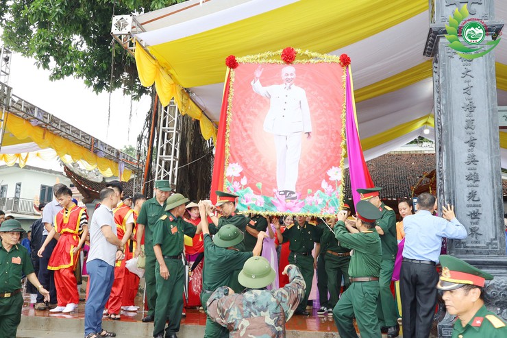 Thôn Đông Hạ long trọng tổ chức Lễ hội truyền thống và khánh thành Đình làng- Ảnh 6.