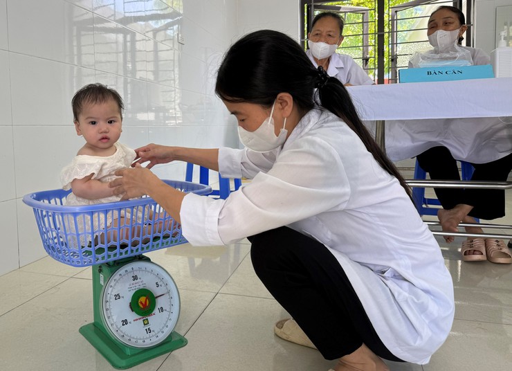 Dinh dưỡng trong 1000 ngày đầu đời: Nền tảng sức khỏe, trí tuệ và tương lai của trẻ em- Ảnh 2.